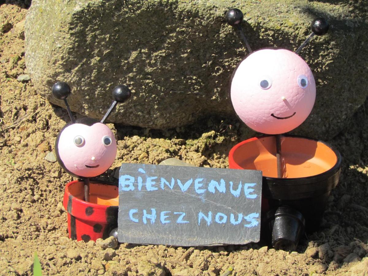 Gite La Petite Maison Montournais Kültér fotó