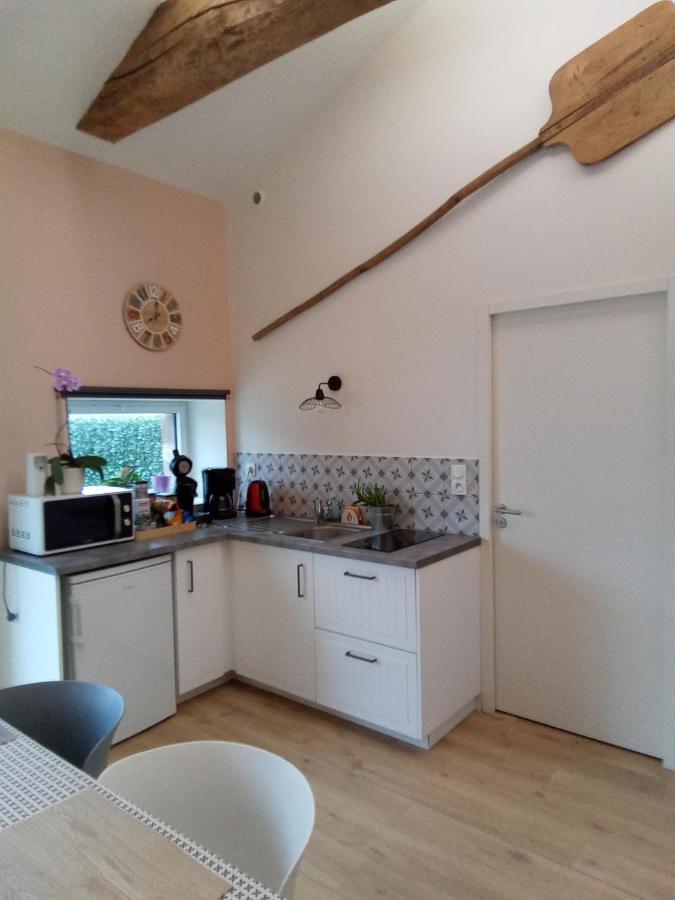 Gite La Petite Maison Montournais Kültér fotó