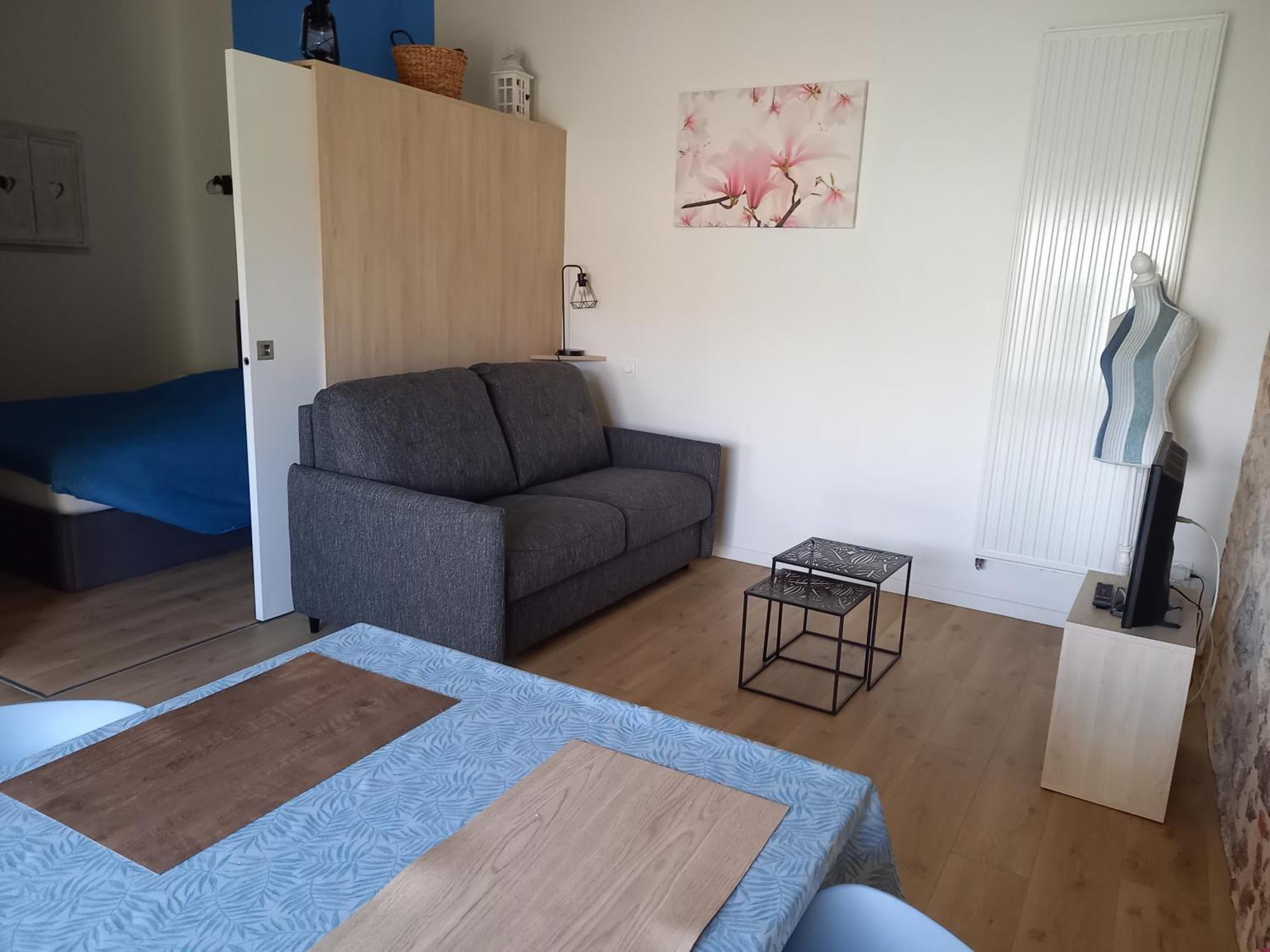 Gite La Petite Maison Montournais Kültér fotó