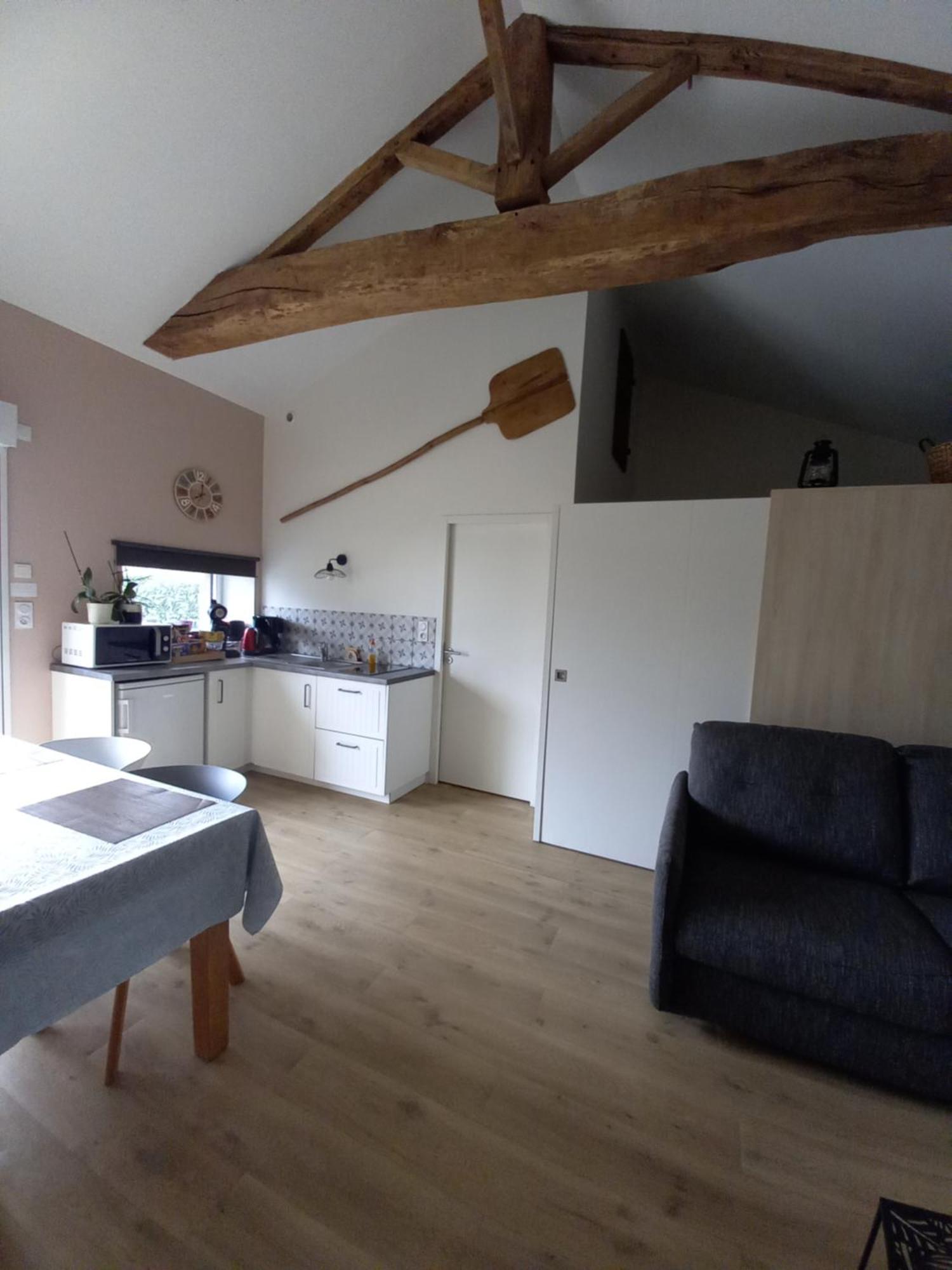 Gite La Petite Maison Montournais Kültér fotó
