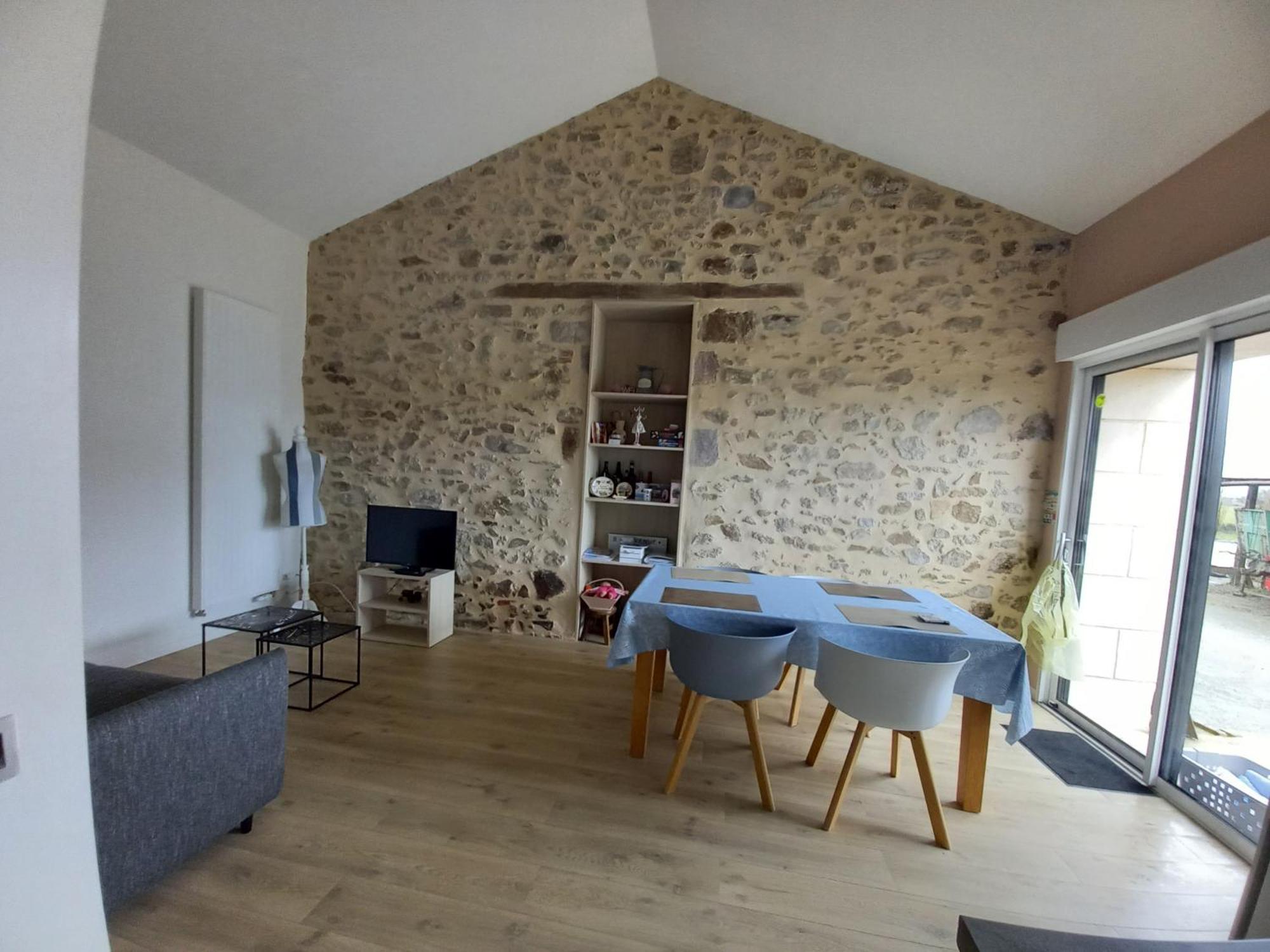 Gite La Petite Maison Montournais Kültér fotó